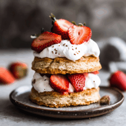 Strawberry Country Cake