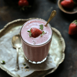 Strawberry Shortcake High-Protein Smoothie