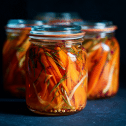Quick Pickled Carrots