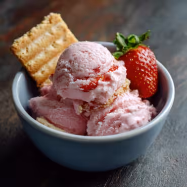 Strawberry Shortbread Frozen Yogurt