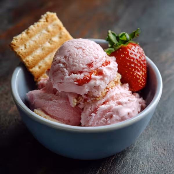 Strawberry Shortbread Frozen Yogurt